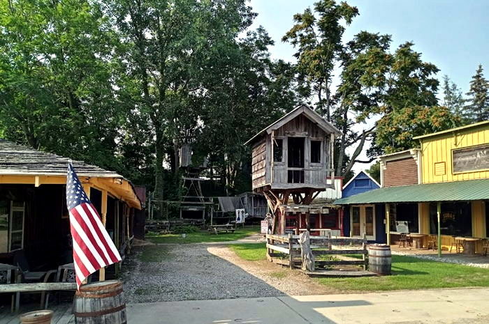 Stagecoach Stop - Web Listing (newer photo)